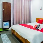 RedDoorz Shusimi House Nguyen Van Troi