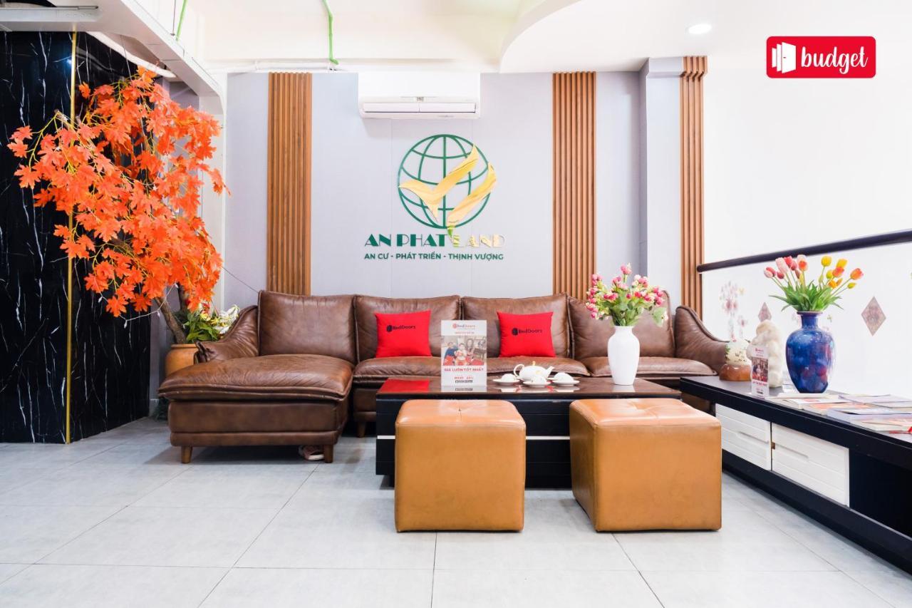 RedDoorz Shusimi House Nguyen Van Troi Khách sạn TP. Hồ Chí Minh