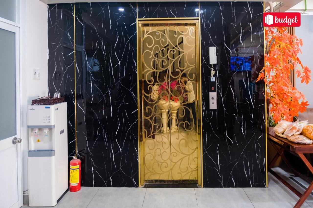 RedDoorz Shusimi House Nguyen Van Troi Khách sạn